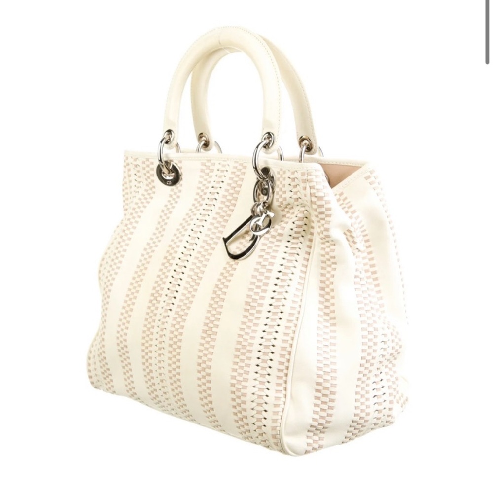 CHRISTIAN DIOR
Vintage Lasercut Lady Dior Soft Tote cream